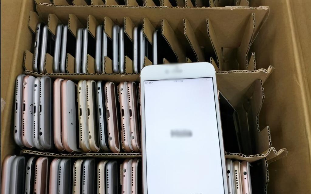 老旧手机升级到最新版本的方法（实现手机更新功能，让旧机焕发新生）